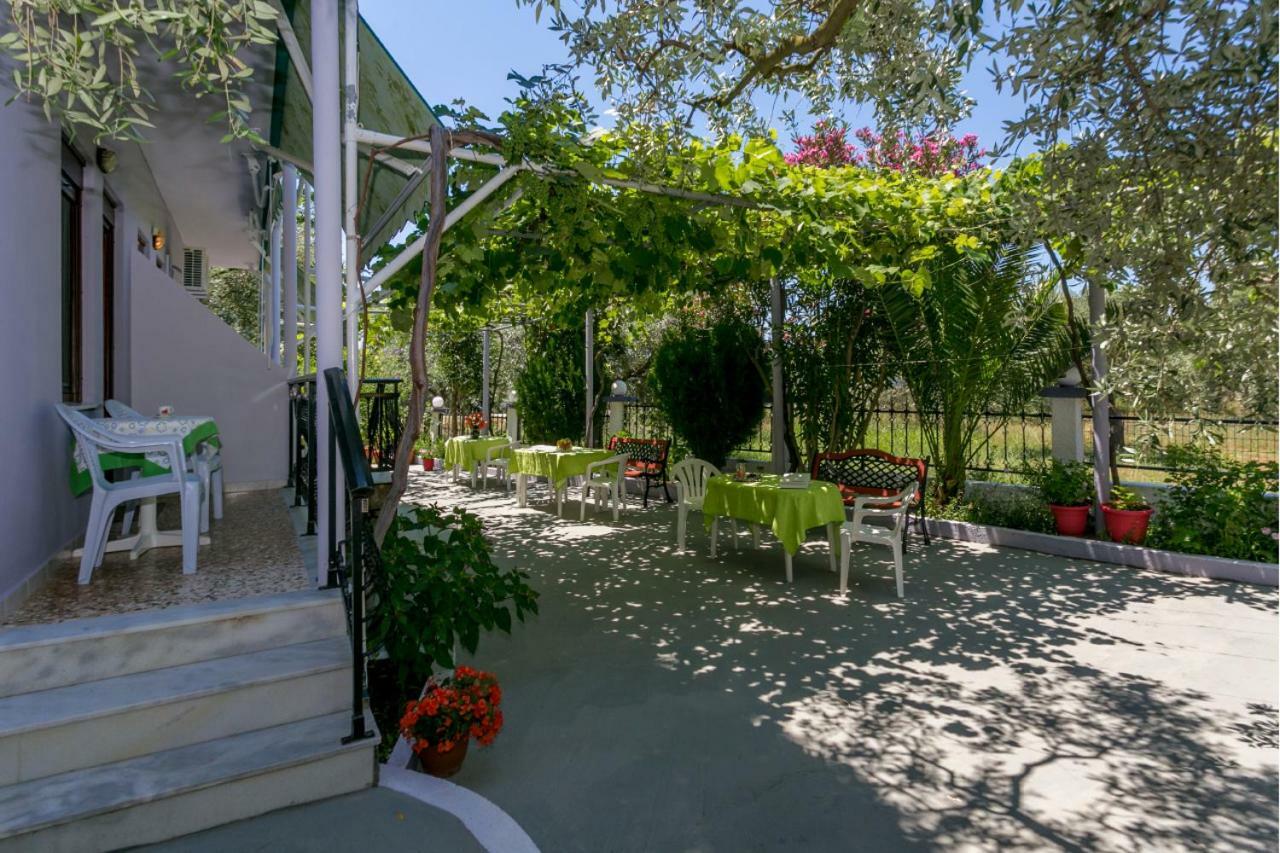 Studios Panagiotas House Astris Buitenkant foto
